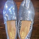 Toms Women’s Pewter Grey Sequin Flats W 5.5 Sparkly Silver Slip Ons Shoes Photo 0