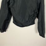 Aritzia Sunday Best Crinkle Poplin Top in Black Photo 5