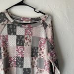 Andree by Unit ‎ Sweater Womens Medium Floral Patchwork Pullover Soft Top Photo 1