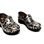 Dansko LT Pro Twisty Patent Leather Photo 10