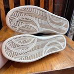 Dolce Vita womens Vasser casual lace up sneakers black/white 6.5 Black Photo 5