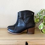 UGG  | Annie Ankle‎ Block Heel Boot in Black and Brown Women's 8.5 Photo 2