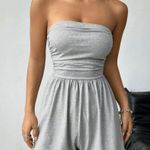 Boutique NEW Grey Solid Color Sleeveless Romper Photo 2