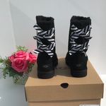 UGG Bailey Bow Diagonal Stripes Photo 3