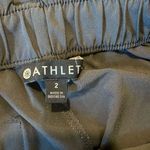 Athleta  skyline paperbag olive green pant size 2 Photo 4