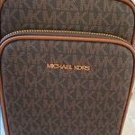 Michael Kors NWT  Jet Set Travel Medium Logo Crossbody Bag Photo 5