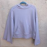 Alo Yoga Low Key French terry wide sleeve hoodie in lavender cloud size S small Photo 3