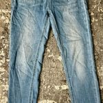 Vervet  Los Angeles High Rise Slimmed Straight Jeans Photo 4