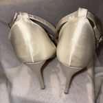Lulus NWOB Satin Pointed-Toe Elegant Cream Women's Pumps Size 10 Photo 5