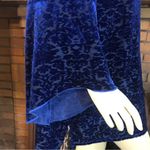 Avenue  BLUE & BLACK VELOUR BELL SLEEVE BLOUSE (18/20) Photo 7
