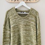 Urban Outfitters  Pullover Knit Sweater Green Sz Medium Photo 1