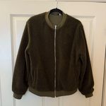 Women’s Sherpa Fleece Bomber Jacket Olive Green Size Large Photo 3