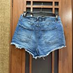 Wallflower Fearless Curvy High Rise Jean Shorts Preowned Blue Size undefined Photo 3