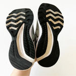 Saucony  React2U Gray Running Shoes Size 6.5 Wide Women’s Sneakers Comfort Insole Photo 2