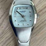 Quemax Galaxy Ladies Watch Stainless Steel Bracelet, Dial, Hands, and Markers Photo 1