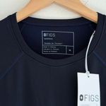 FIGS Salta Seamless Longsleeve Underscrub in Navy, Size Medium Photo 5