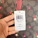 Coach  City Tote In‎ Signature Canvas With Heart Petal Print Photo 3