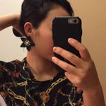 Bauble large flower stud earrings Photo 5