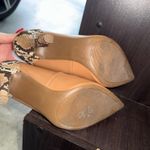 Guess  Tan/Brown Snake Skin Pumps Heels Size 8 (pre-owned) Photo 4