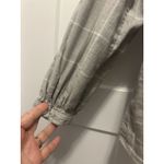 Untuckit Women’s Button Up Blouse Gray Plaid V Photo 2