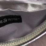 Vie & Rose small silver bridesmaid clutch Photo 3