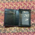 TUMI MONACO GUSSETED CARD CASE MAROON BLACK FOLD ID WALLET Red Photo 1