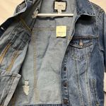 Forever 21 NWT  Distressed Jean Jacket - M Photo 2