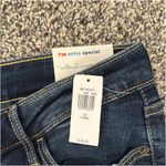 Old Navy  Rockstar Super Skinny High Rise Jeans Photo 2