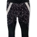 Danskin Now Speckled Black & White Yoga Capris Photo 1