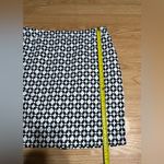 Cynthia Rowley 🏷️🏷️ women’s 8 fitted black/white print mini skirt Photo 3