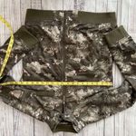 Members Only Iconic Boyfriend Satin Camo Jacket. Size Juniors 16. Photo 9