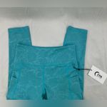 Zyia  Active Aqua Paradise Pocket Light N Tight Hi
Rise Capri Leggings Size 4 Photo 3