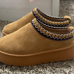 Pazzle Tan Suede Women's Slippers Photo 0