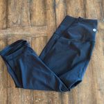 Lululemon Womens size 4 Capri mesh black leggings Photo 1