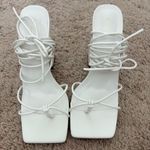 Pretty Little Thing White lace up heels Photo 1