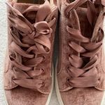 Steve Madden Bertie-V lace up faux velvet fashion sneakers size 8.5B Photo 2