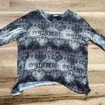 Catherines Catherine’s Black and White Sequin Flowy Top Women’s XL Photo 0