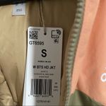 Adidas Back to Sport Hooded Insulates Jacket, New with Tags, Sold Out Style Photo 4