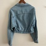 BLANK NYC Cropped Demin Trucker Jacket Elastic Waist M Photo 3