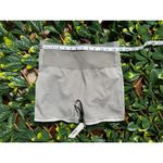 Outdoor Voices  Gray Seamless Smooth 4.5" Biker Short Size Medium NWT Photo 6