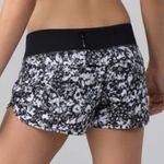 Lululemon Speed Short Mash Up White Black 2.5" 2 Photo 0