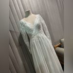 SALE🤍FIND LOVE WEDDING DRESS🤍Elegant White Lace Long Sleeve Gown Size 6 Photo 15