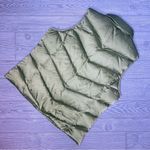 Eddie Bauer  goose down filled Puffer Vest Jacket Women's Size LG metallic Green Photo 2