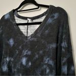 Old Navy Navy Blue Tie Dye Vneck Long Sleeve Top maternity size XL Photo 5