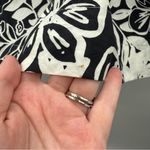 Cara Cara Hart Floral Print Black & White Half Sleeve A Photo 7