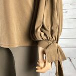 LORD & TAYLOR Soft Bow Photo 1