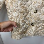 Chico's  Womens Quilted Jacket Cream Beige Floral Print Button Up Size 3/16-18/XL Photo 4