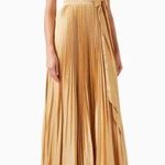 Mac Duggal
Pleated Halterneck Gown Photo 0