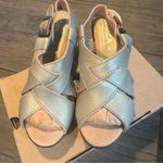 sbicca  Daytona gold metallic platform Wedge Sandals 8 nib Photo 4