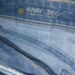 DL1961 26x31 Cindy Slim Boot 4-Way 360 Stretch Dark Wash Jeans Photo 6